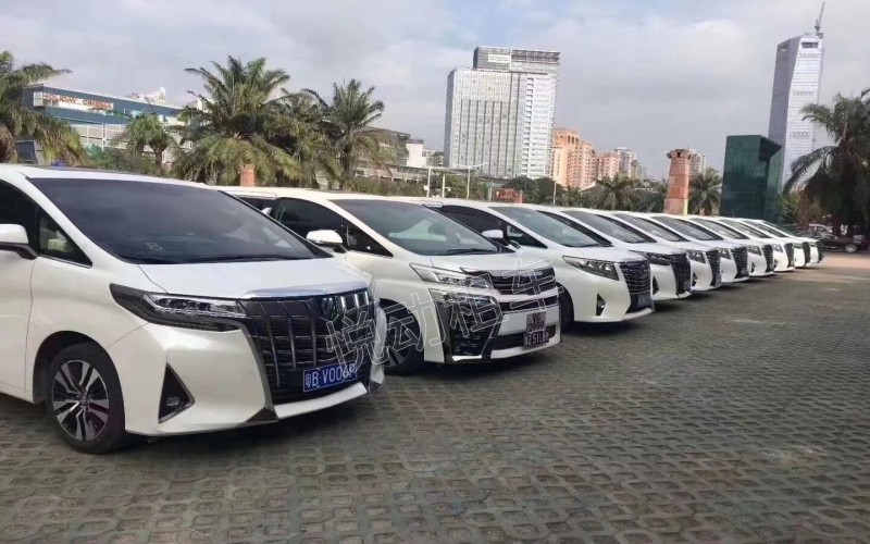 會(huì)議租車服務(wù)升級，打造高效商務(wù)活動(dòng)新體驗(yàn)